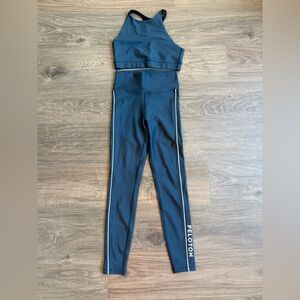 Peloton Women's Blue Tuxedo Bra and Leggings Set